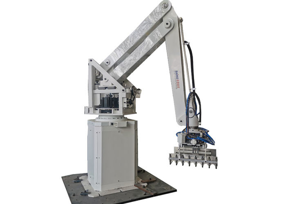 Braccio robotico di pallettizzazione IP 65 montato a pavimento con HMI programmabile