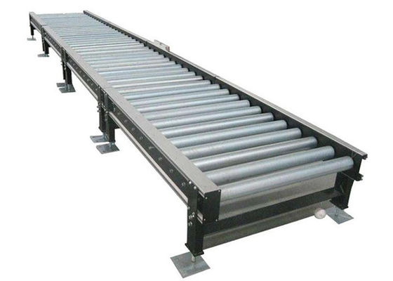 trasportatore a rulli motorizzato 6000mm 7500W nell'industria matta
